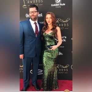 Badgley Mischa
Emerald Sequin Gown size 10